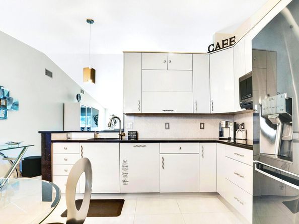6140 Kings Gate Circle, Delray Beach FL 33484