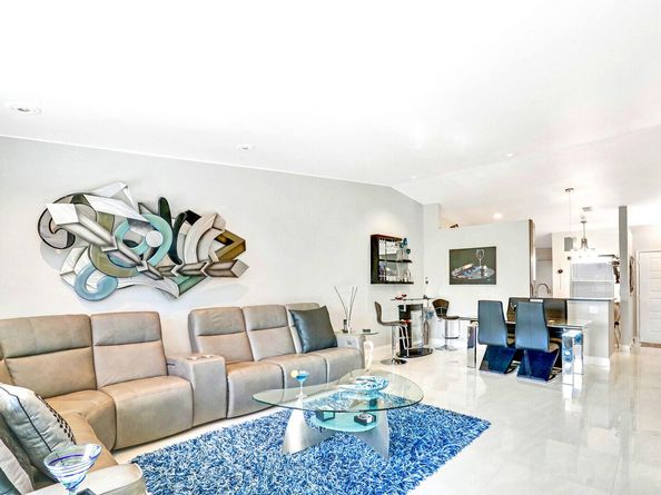 6140 Kings Gate Circle, Delray Beach FL 33484