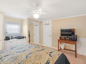 1951 SW 85th Ave, Davie FL 33324