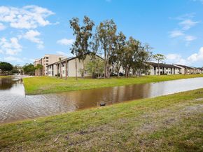 4745 Lucerne Lakes Boulevard 101, Lake Worth FL 33467