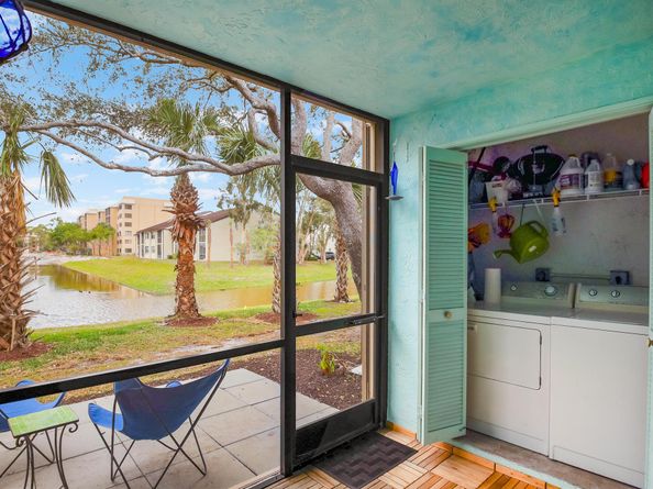 4745 Lucerne Lakes Boulevard 101, Lake Worth FL 33467