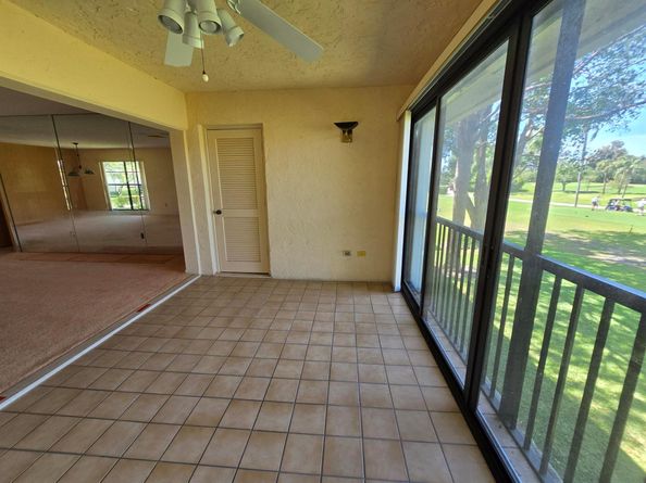 17 Westgate Lane 17h, Boynton Beach FL 33436