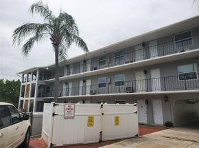 1021 NE 24th Ave 4, Pompano Beach FL 33062