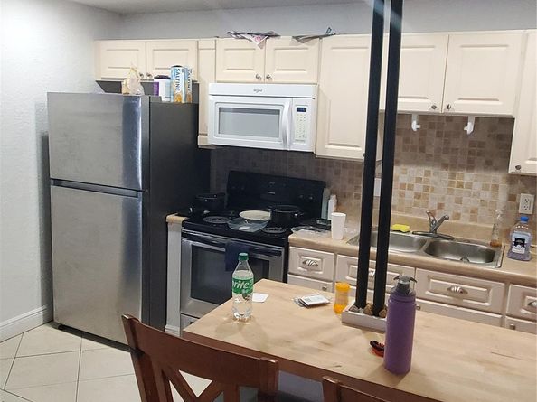 1021 NE 24th Ave 4, Pompano Beach FL 33062