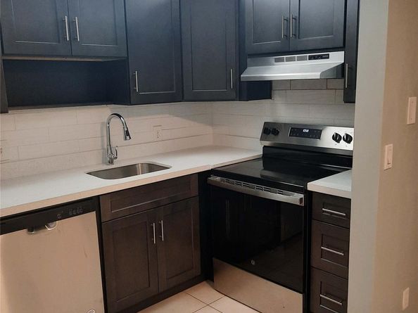 3253 NW 104 3253, Coral Springs FL 33065