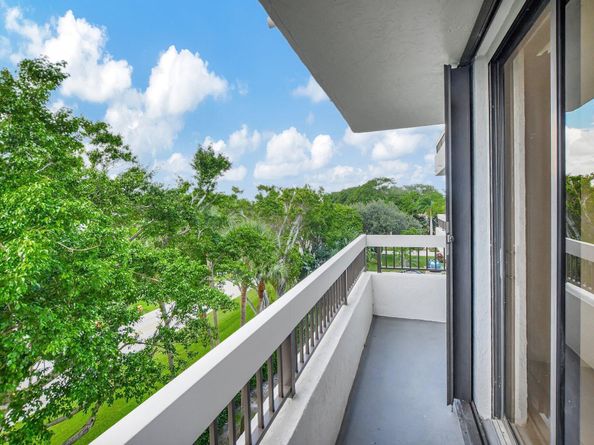 23200 Camino Del Mar 508, Boca Raton FL 33433