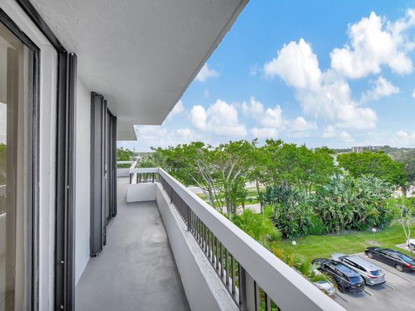 23200 Camino Del Mar 508, Boca Raton FL 33433