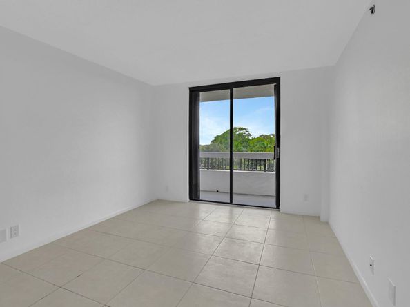 23200 Camino Del Mar 508, Boca Raton FL 33433