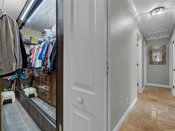 2817 NE 10th Ave, Wilton Manors FL 33334