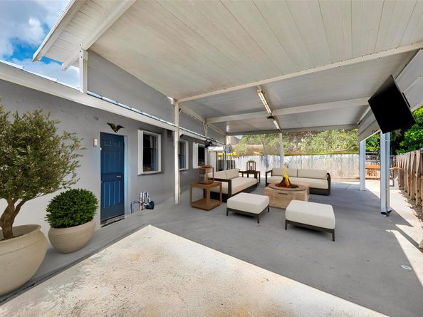 2817 NE 10th Ave, Wilton Manors FL 33334