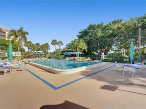 1000 Saint Charles Pl 220, Pembroke Pines FL 33026