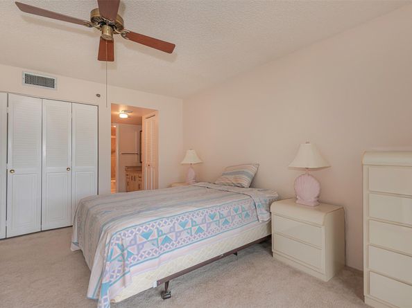 1000 Saint Charles Pl 220, Pembroke Pines FL 33026