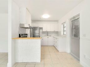 511 NW 18th St, Pompano Beach FL 33060