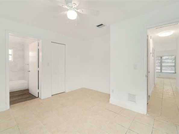 511 NW 18th St, Pompano Beach FL 33060