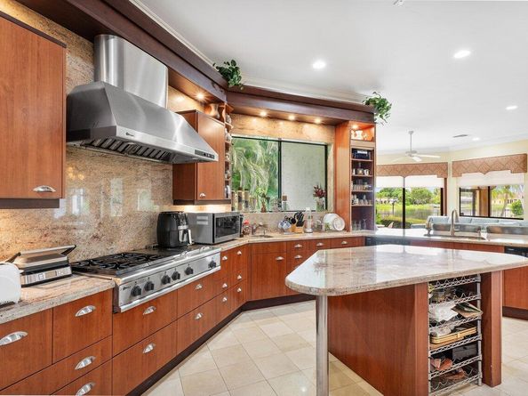 17654 Bocaire Way, Boca Raton FL 33487