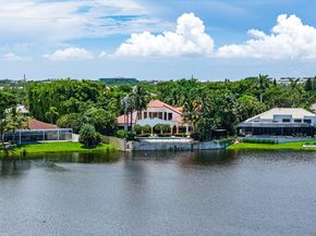 17654 Bocaire Way, Boca Raton FL 33487