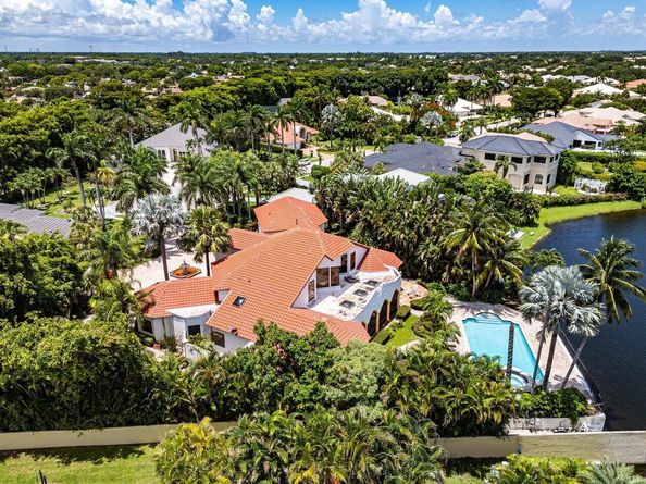 17654 Bocaire Way, Boca Raton FL 33487