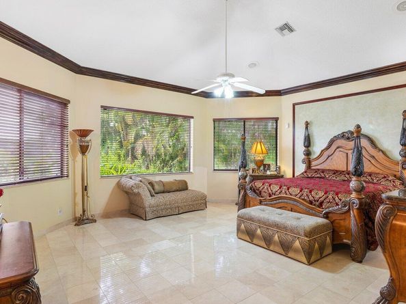 17654 Bocaire Way, Boca Raton FL 33487