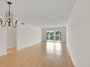 1804 Eleuthera Pt E3, Coconut Creek FL 33066