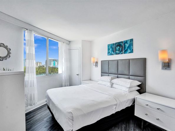 2670 E Sunrise Blvd 726, Fort Lauderdale FL 33304
