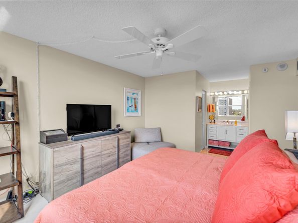 2639 N Riverside Dr 605, Pompano Beach FL 33062