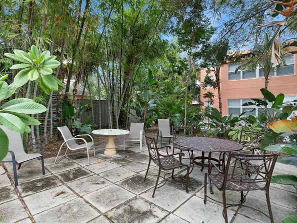 226 S Palmway 1, Lake Worth Beach FL 33460