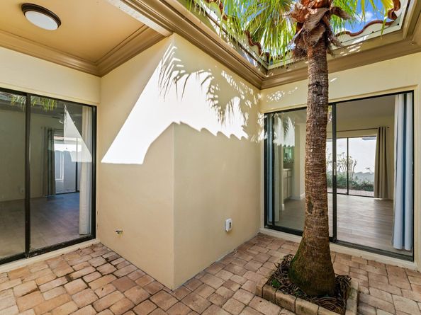1483 Via Del Sol, Jupiter FL 33477