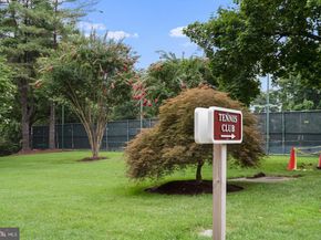 5225 Pooks Hill Road 1814N, Bethesda MD 20814