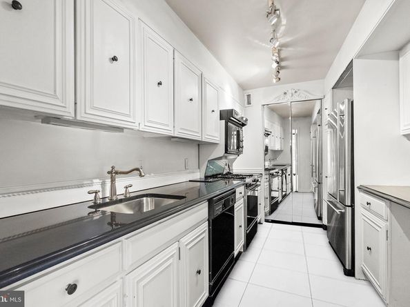 700 New Hampshire Avenue NW 508, Washington DC 20037