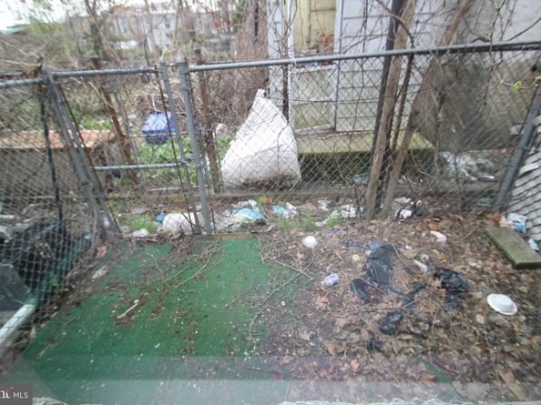 1754 W Pacific Street, Philadelphia PA 19140
