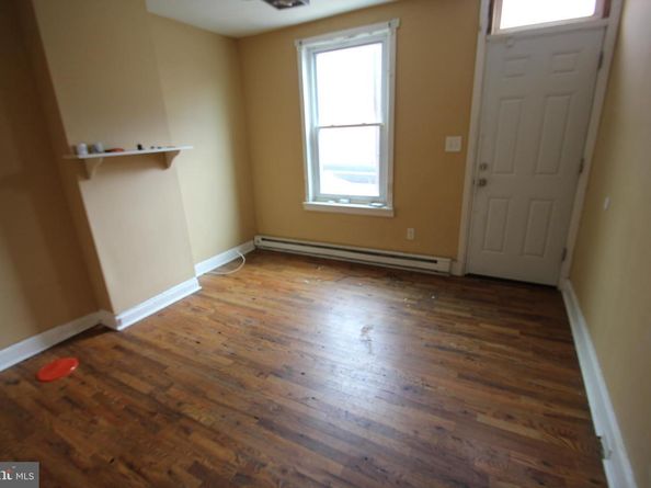 1754 W Pacific Street, Philadelphia PA 19140