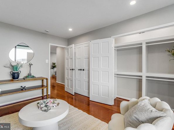 400 Madison Street 704, Alexandria VA 22314