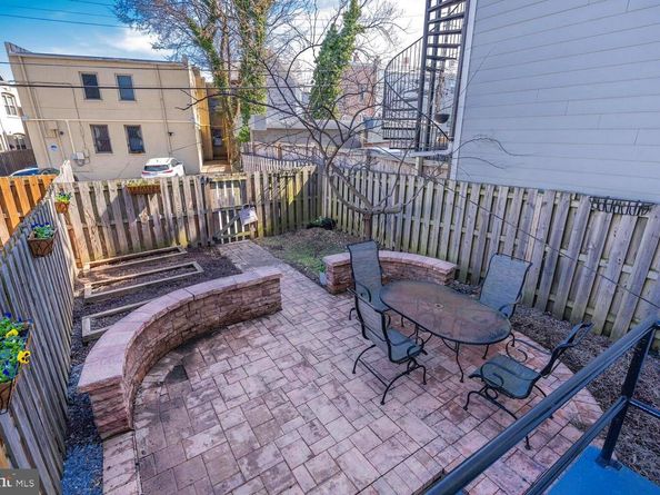 3563 10TH Street NW, Washington DC 20010