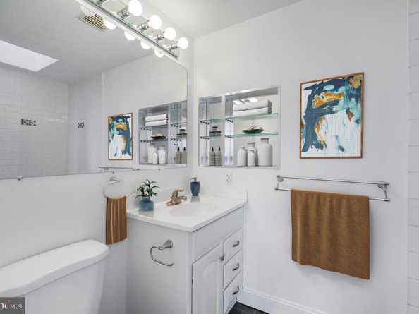 3563 10TH Street NW, Washington DC 20010