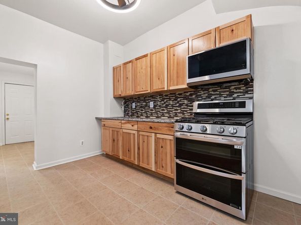 747 Newton Place NW, Washington DC 20010