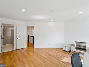 938 Dead Run Drive, Mclean VA 22101