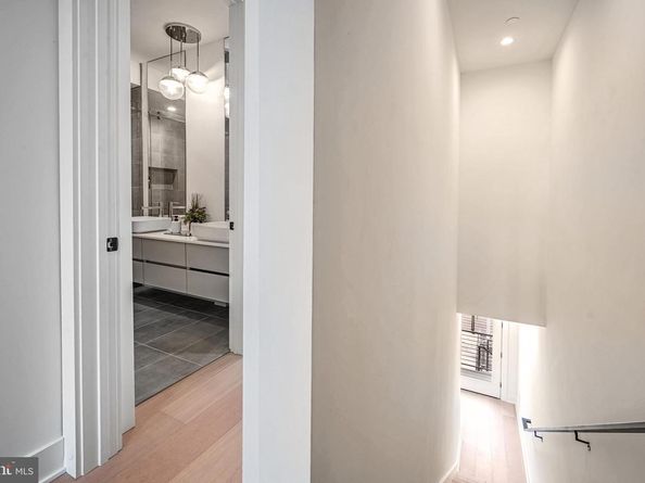 515 M St NE 1, Washington DC 20002
