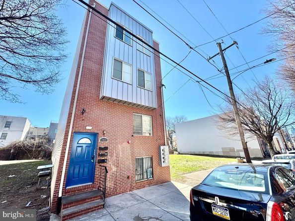 1431 N 17TH Street, Philadelphia PA 19121
