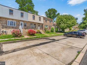 643 Saint Anthony Lane, Upper Darby PA 19082