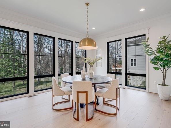 508 Nelson Drive NE, Vienna VA 22180