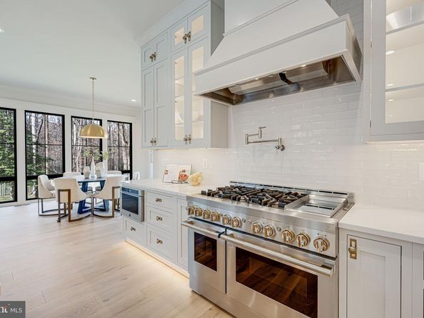 508 Nelson Drive NE, Vienna VA 22180