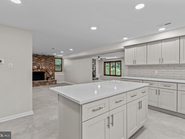 3024 Windsor Avenue, Willow Grove PA 19090
