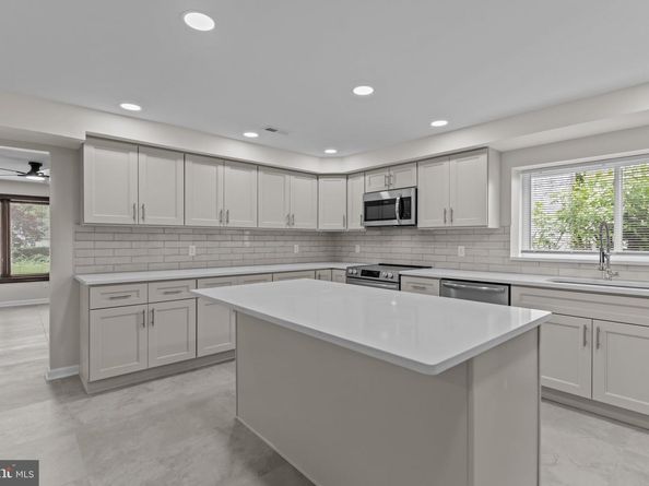 3024 Windsor Avenue, Willow Grove PA 19090