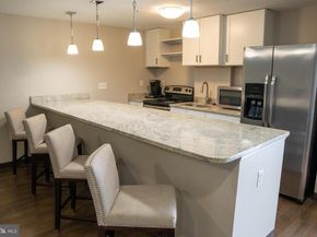 6301 Edsall Road 224, Alexandria VA 22312