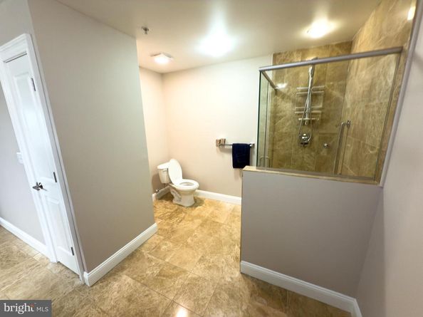 6301 Edsall Road 224, Alexandria VA 22312