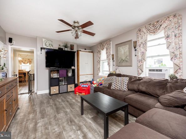 915 Spring Mill Avenue, Conshohocken PA 19428