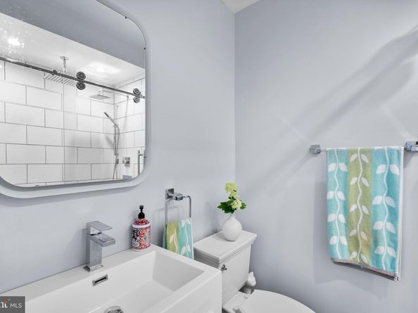 1658 West Virginia NE 101, Washington DC 20002