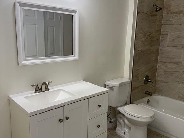 12901 Alton Square 102, Herndon VA 20170