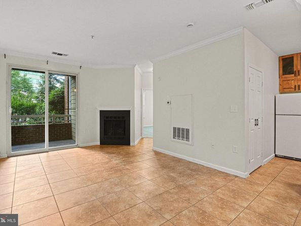 12901 Alton Square 102, Herndon VA 20170