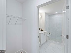 701 N Henry Street 212, Alexandria VA 22314
